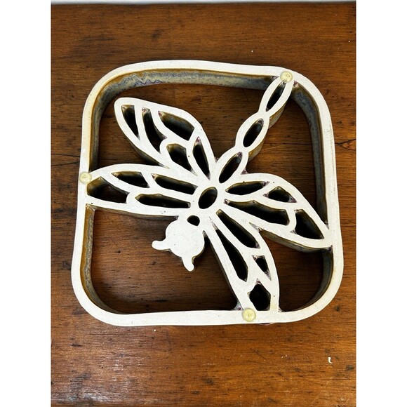 Handmade Bay Art Pottery Ceramic Dragonfly Hot Plate Trivet Studio Pottery - Picture 9 of 12